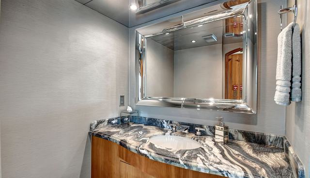 DANIELLE yacht for sale 19