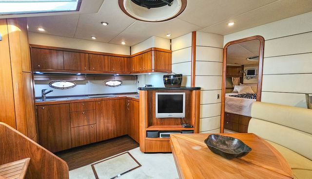 GALLIVANT yacht for sale 17