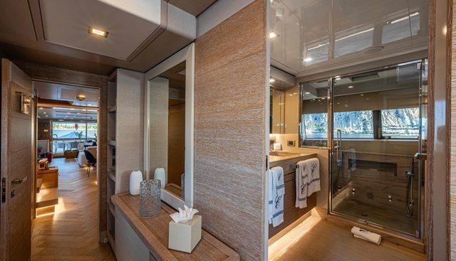 CENTURION yacht for sale 18