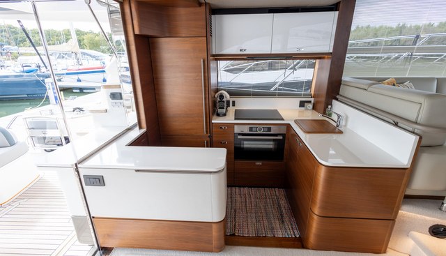 PB2274 yacht for sale 29