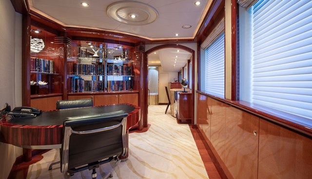 Gran Finale yacht for sale 12