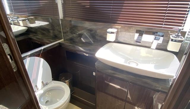 GALEON 640 FLY yacht for sale 38