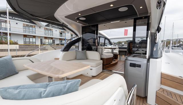 V50943 yacht for sale 4