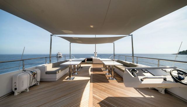 FAST & FURIOUS yacht for sale 19