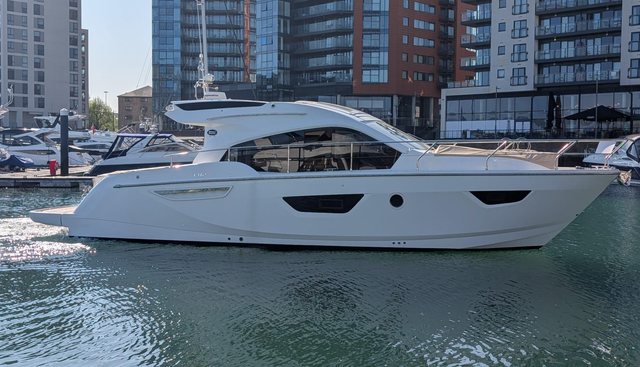 Lucky Us yacht for sale 3