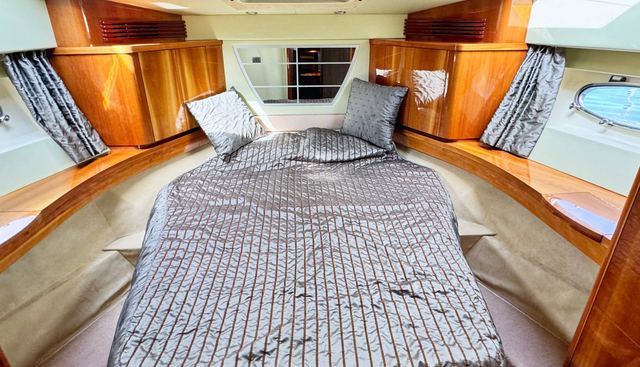noname yacht for sale 30