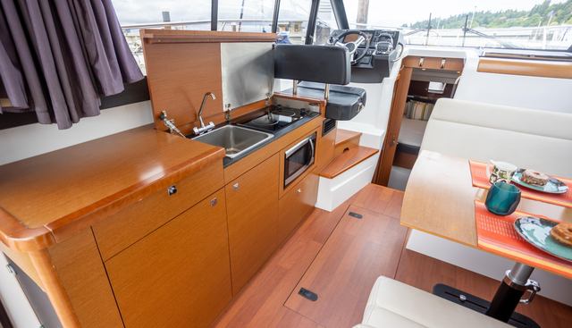 Myrt yacht for sale 12