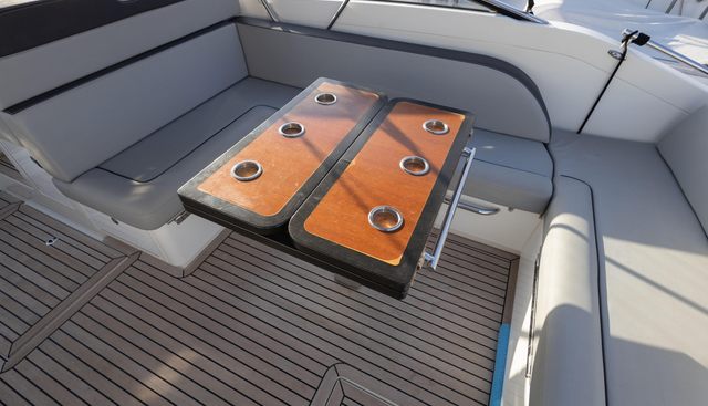 Volante yacht for sale 35