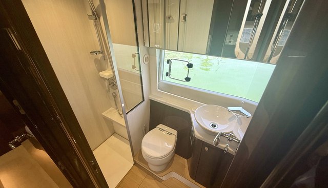 noname yacht for sale 37