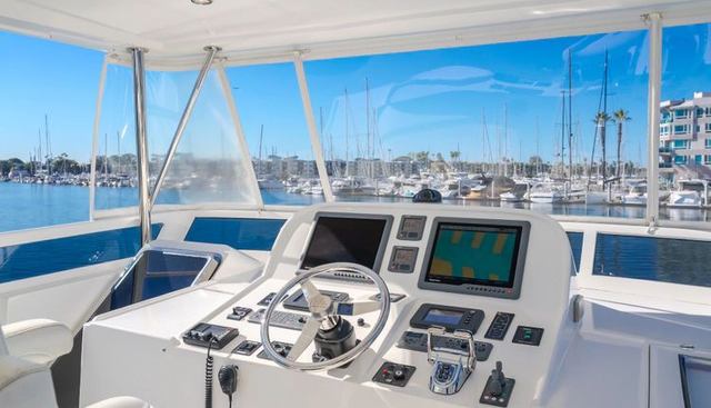 MALOU yacht for sale 32