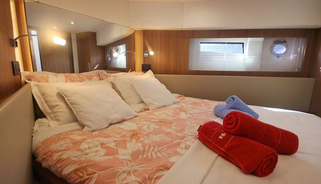 SHAKESPEARE IV yacht for sale 33