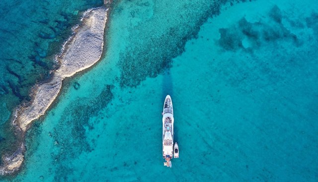GENE MACHINE yacht for sale 32