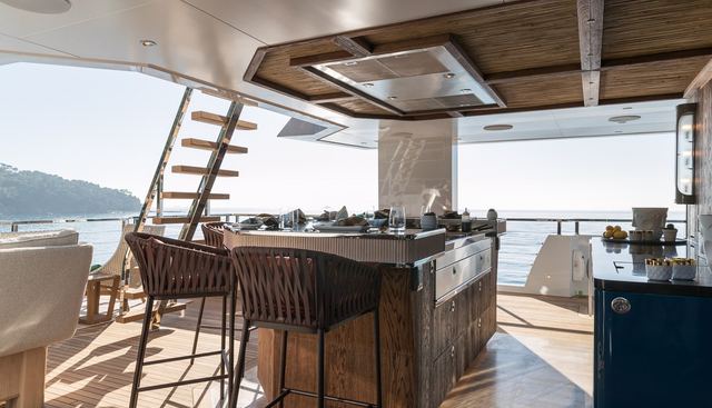 KING BENJI yacht for sale 3
