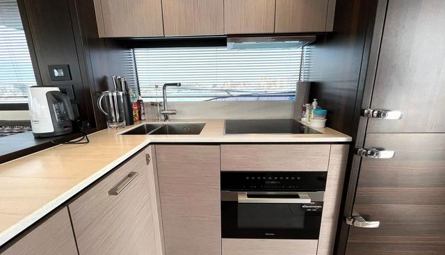 MAN 68 yacht for sale 13