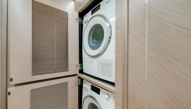 VALIANT yacht for sale 39