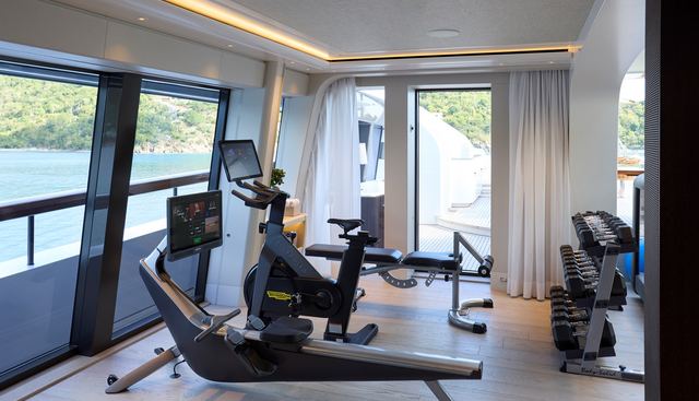 VANISH yacht for sale 8