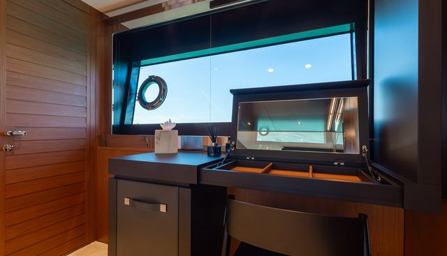 KIYOMIZU yacht for sale 38