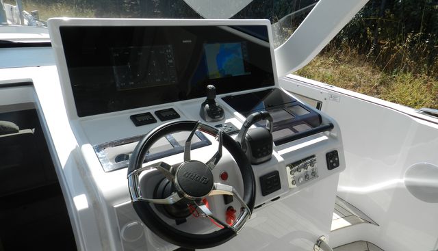 noname yacht for sale 8