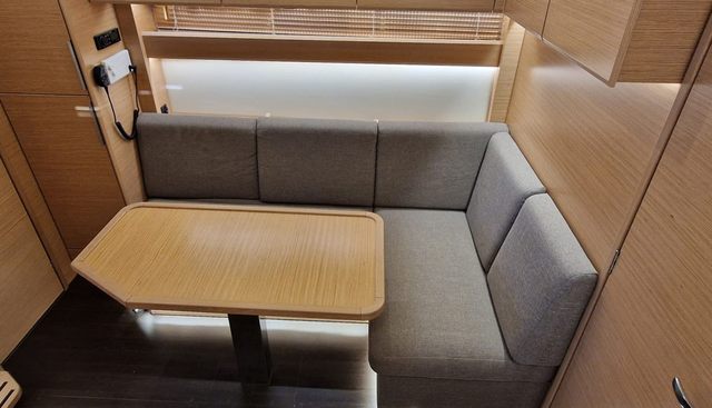 STARLIGHT yacht for sale 14