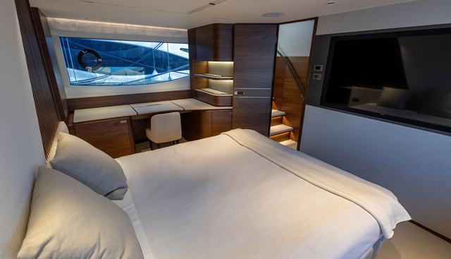 PNY72079 yacht for sale 25