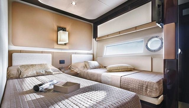 FANTASTIC yacht for sale 30