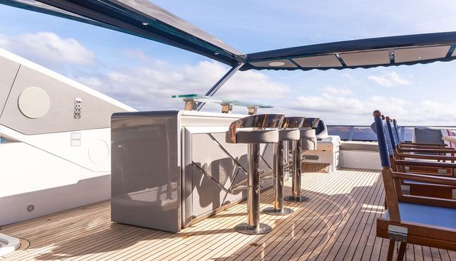 MAGIC MOMENT yacht for sale 9