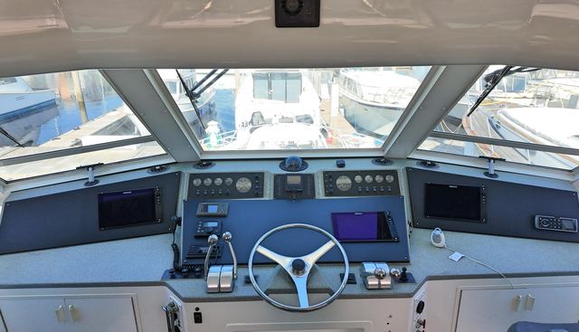 Thrill a Minute III yacht for sale 35