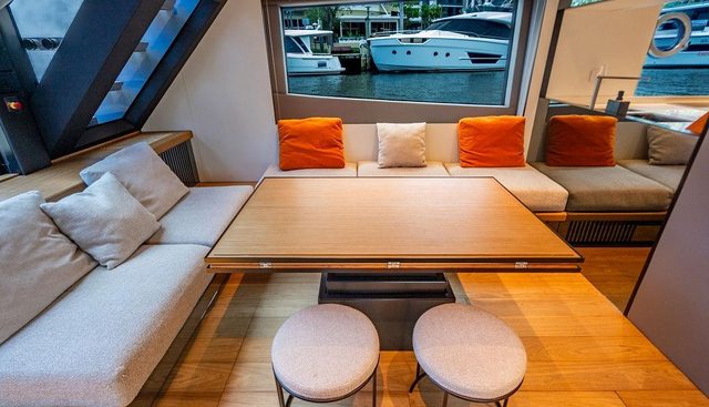 Snack Money yacht for sale 40