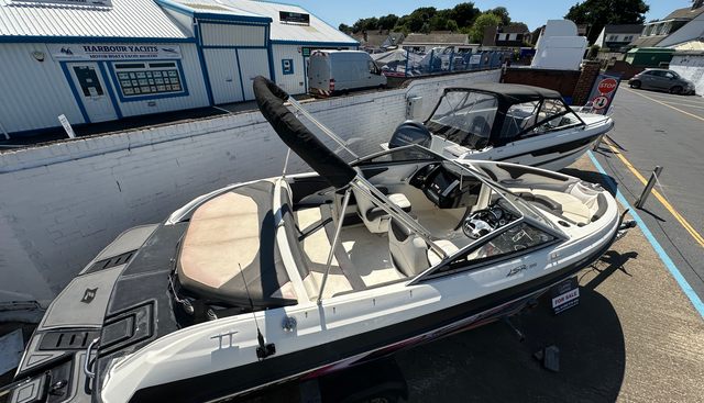 One Life yacht for sale 3