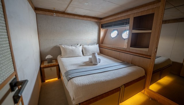 VENUS yacht for sale 17