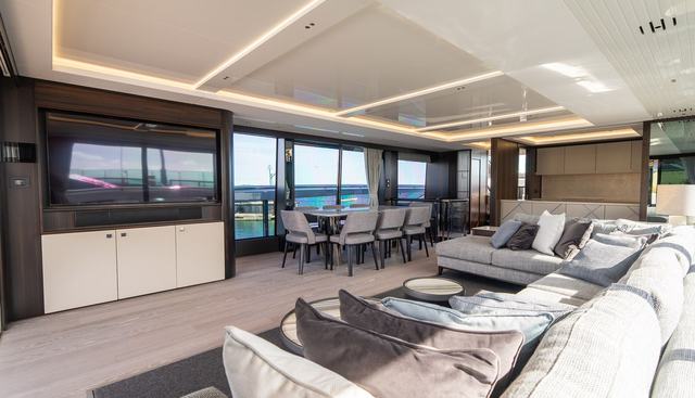 9362590 yacht for sale 28