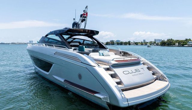 CLUB T yacht for sale 22