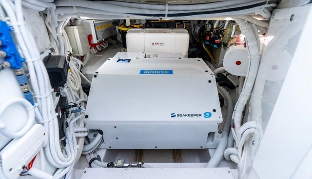 DEALER DEMO yacht for sale 42