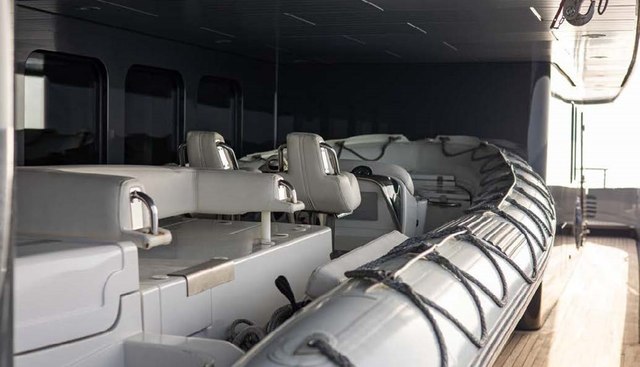 VIBRANCE yacht for sale 50