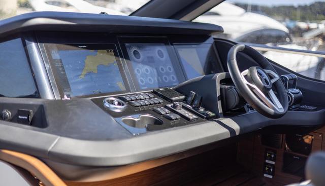 noname yacht for sale 30