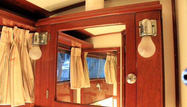 ALLEZ yacht for sale 32