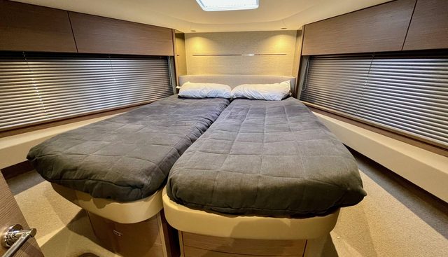 noname yacht for sale 37