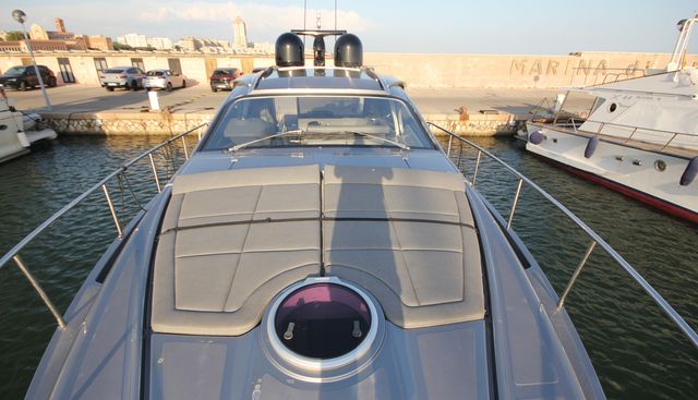 VENOM yacht for sale 9