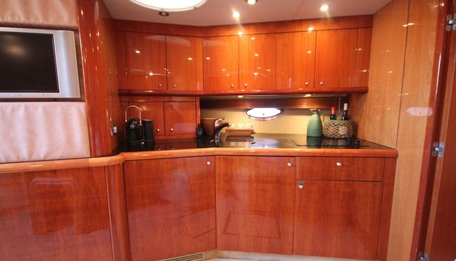 IRRESISTIBLE yacht for sale 24