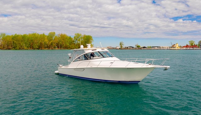 Fuzzy III yacht for sale 4