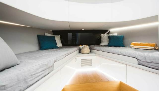 BLUEGAME 62 yacht for sale 24