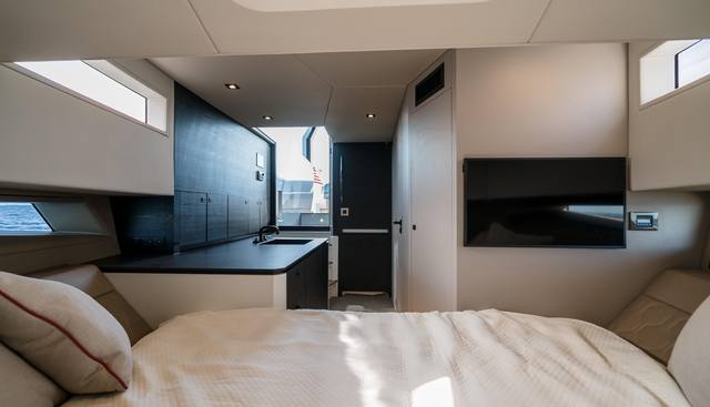 Robin's Nest yacht for sale 134