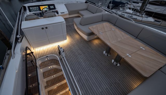 Tricky III yacht for sale 27