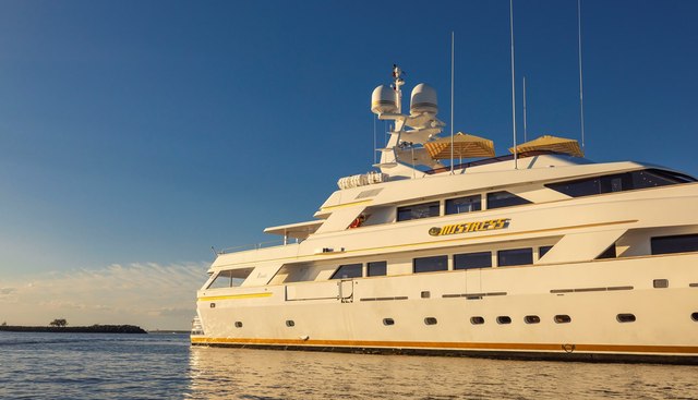 MISTRESS yacht for sale 39