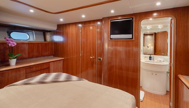 LADY MAUREEN yacht for sale 24