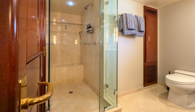 FLYING DUTCHMAN yacht for sale 49
