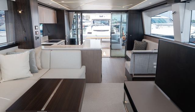 7252468 yacht for sale 2