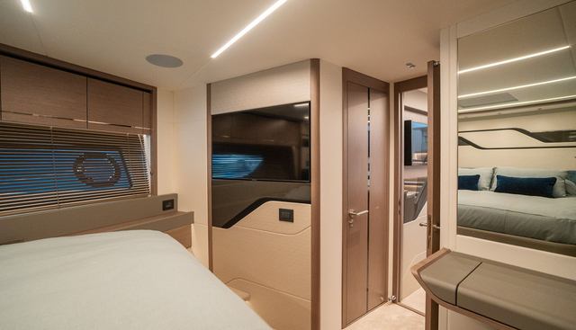 LA RUBIA yacht for sale 45