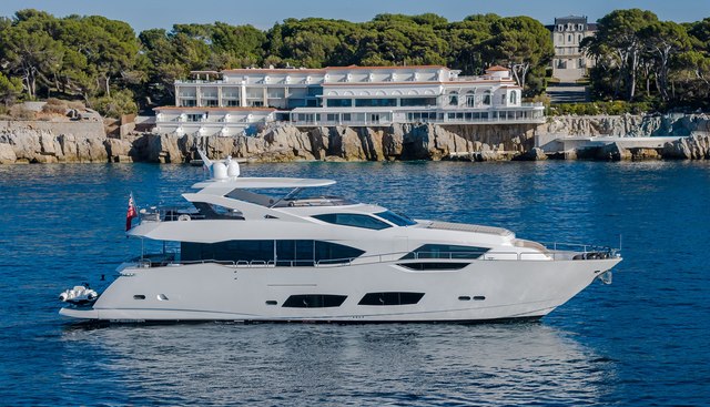 AMOUR I yacht for sale 4