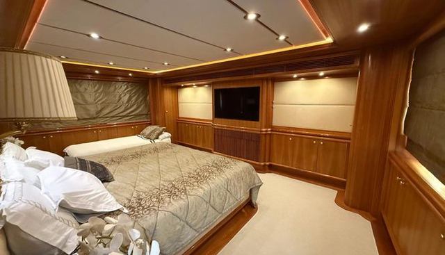 SUNRISE yacht for sale 34
